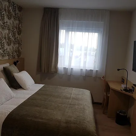 The Originals Hotel-restaurant-terrasse Du Paarc Dunkerque 酒店 格拉夫林